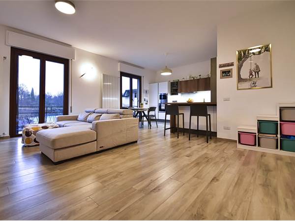 3 locali in Vendita a Solaro (MI) via dei tigli 14