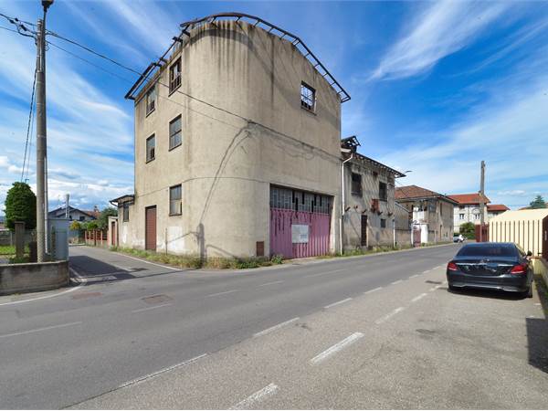 GERENZANO - SPECIALE INVESTITORI - AREA EDIFICABILE