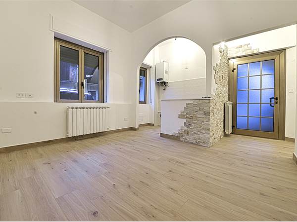 Un bilocale pronto da vivere, nel cuore di Cislago