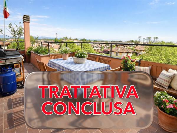  ATTICO con Terrazzo panoramico, ampi spazi e tranquillità a due passi dalla stazione